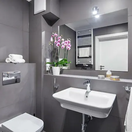 Sleepy3city Batorego 9 Ii Aparthotel Gdynia