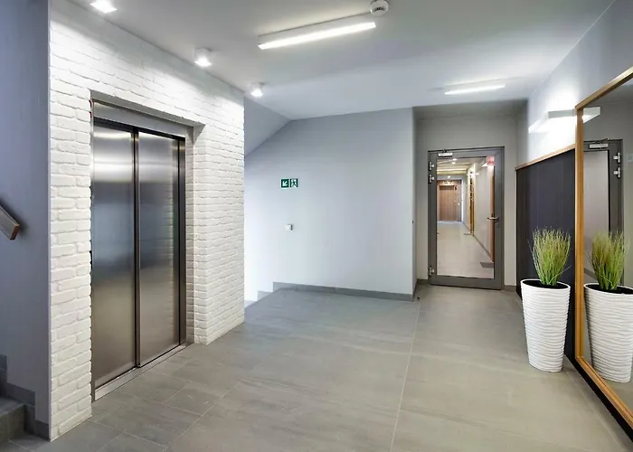 아파트호텔 Sleepy3city Batorego 9 Ii 3*