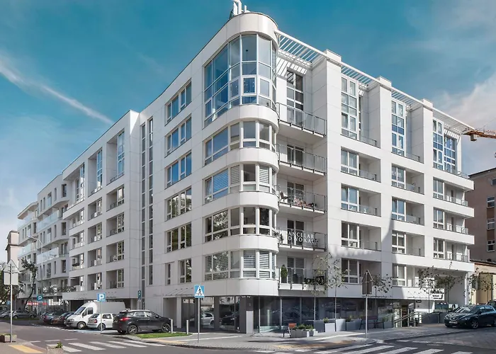 Sleepy3city Batorego 9 Ii Aparthotel 3*